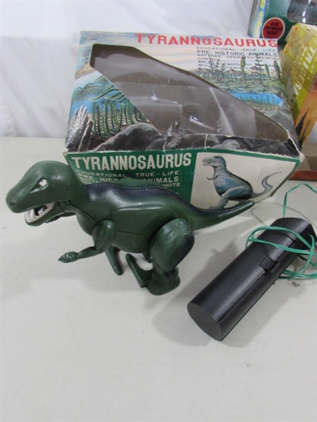 VINTAGE REMOTE CONTROL DINOSAURS & MORE