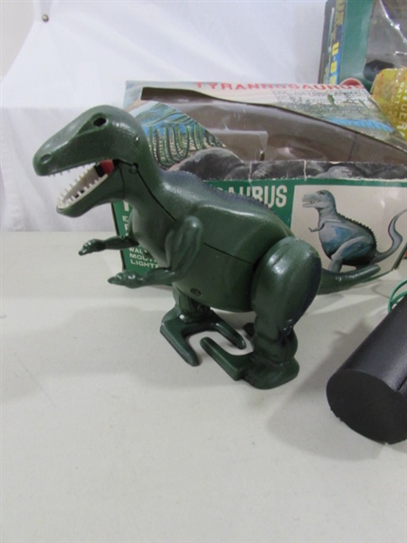 VINTAGE REMOTE CONTROL DINOSAURS & MORE