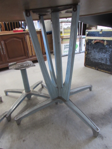 VINTAGE BABY BLUE TABLE W/1 CHAIR, 3 BASES & FOLDING FELT GAME COVER