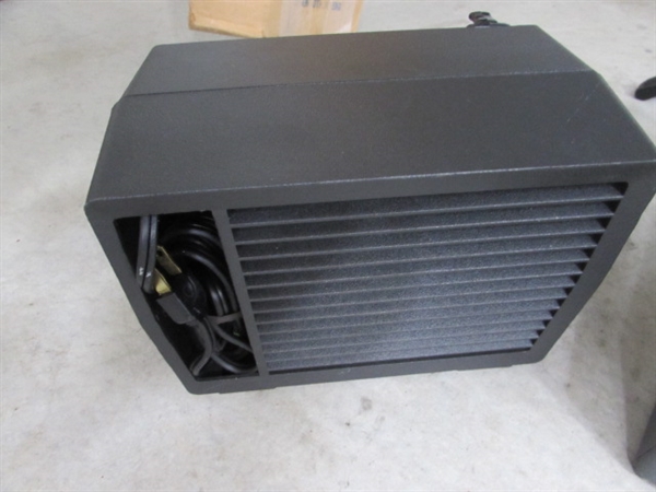 DA-LITE PROJECTOR SCREEN & KODAK SUPER 8 INSTAMATIC M50 PROJECTOR & FILM REELS