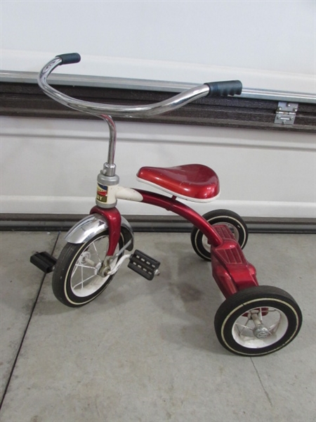 VINTAGE MURRAY TRICYCLE