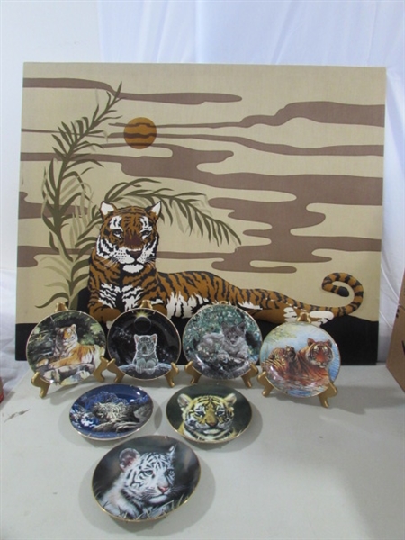 LARGE CLOTH TIGER WALL ART & BIG CAT COLLECTOR PLATES