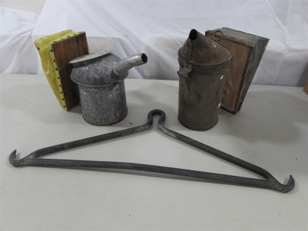 GRAMBEL & 2 BELLOW BEE SMOKERS