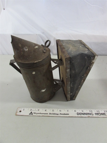 GRAMBEL & 2 BELLOW BEE SMOKERS