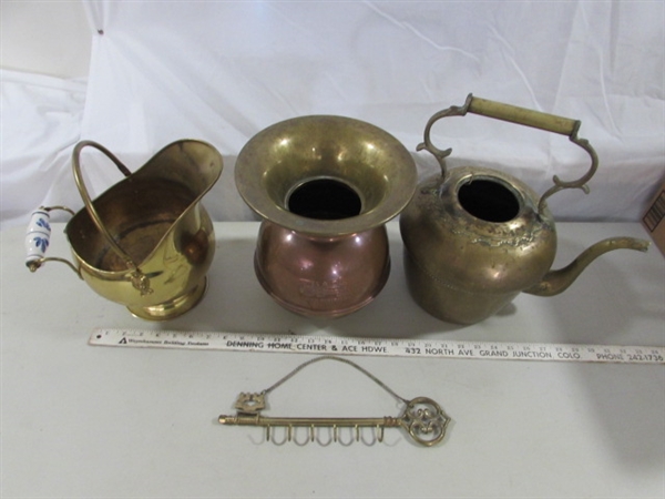 BRASS & COPPER SPITOON & BRASS POTS & KEY KEEPER