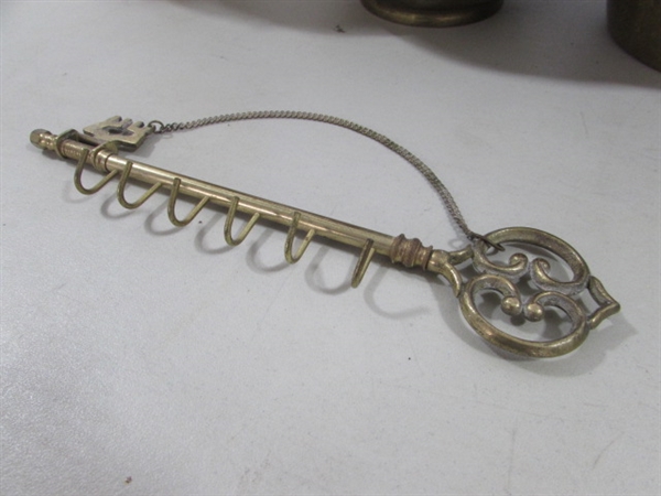BRASS & COPPER SPITOON & BRASS POTS & KEY KEEPER