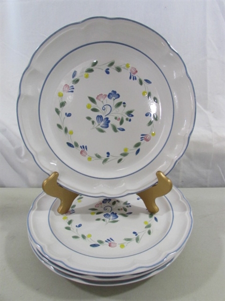 59 PIECE FLORAL EXPRESSIONS STONEWARE DINNERWARE