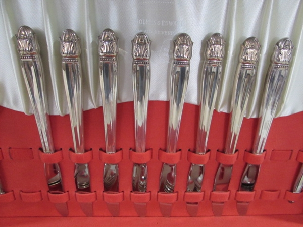 VINTAGE HOLMES & EDWARDS DANISH PRINCESS SILVERPLATE FLATWARE SET IN BOX + 6 LADY ESTHER TEASPOONS