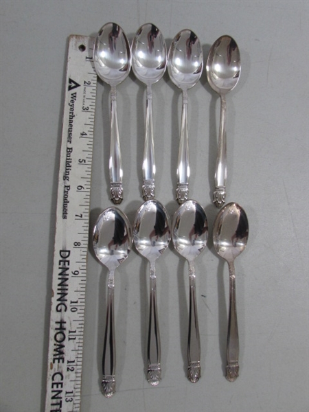 VINTAGE HOLMES & EDWARDS DANISH PRINCESS SILVERPLATE FLATWARE SET IN BOX + 6 LADY ESTHER TEASPOONS