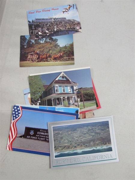 LARGE COLLECTION OF POSTCARDS & POSTCARD ALBUMS W/EXTRA PAGES