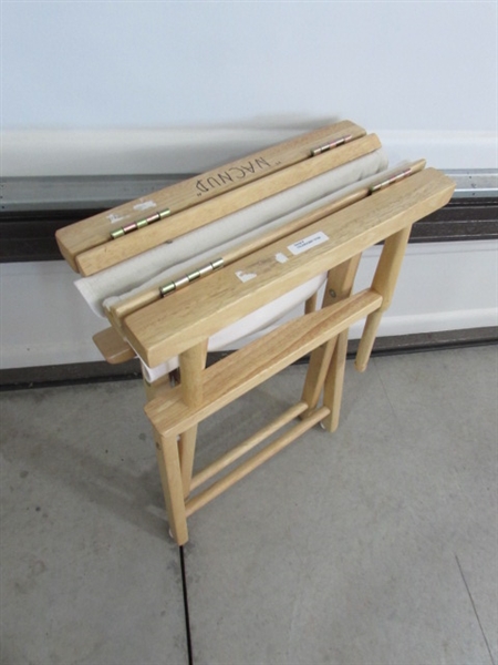 FOLDING WOOD & CANVAS DIRECTORS CHAIR