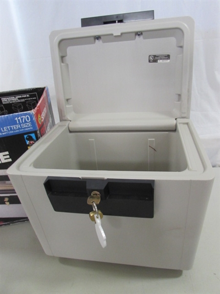 SENTRY FIRE SAFE - #1170 LETTER FILE SIZE - W/KEYS