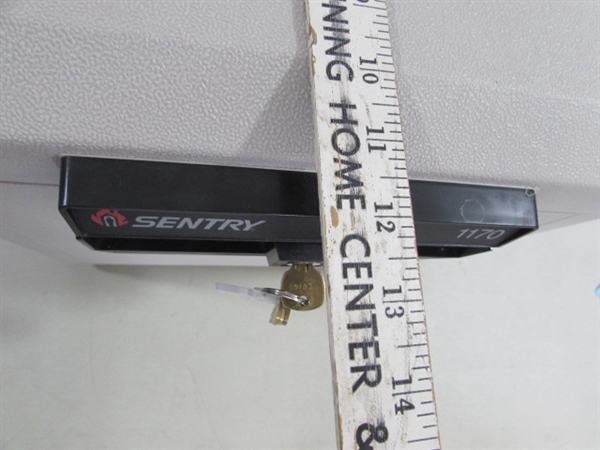 SENTRY FIRE SAFE - #1170 LETTER FILE SIZE - W/KEYS