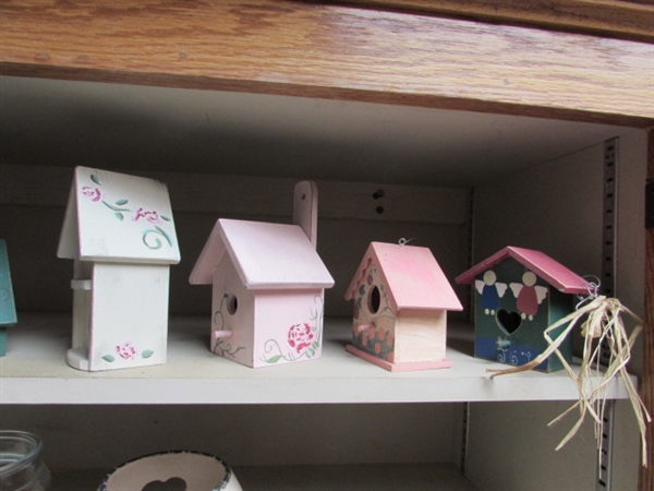 BIRD HOUSES & FOLIAGE