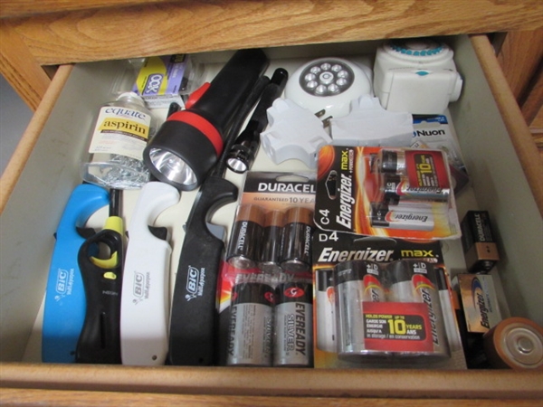 LIGHTERS, TIMERS & BATTERIES