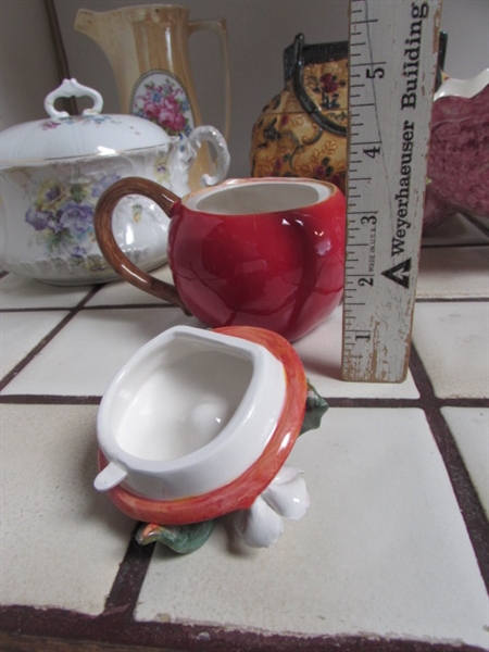 DECORATIVE PURSE COOKIE JAR, VINTAGE TUREEN, NEW APPLE TEAPOT & LEUCHTENBURG PITCHER
