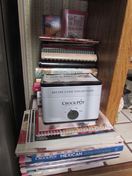 LARGE COLLECTION OF COOKBOOKS, MAGAZINES AND RECIPE CARDS FOR THE CROCKPOT