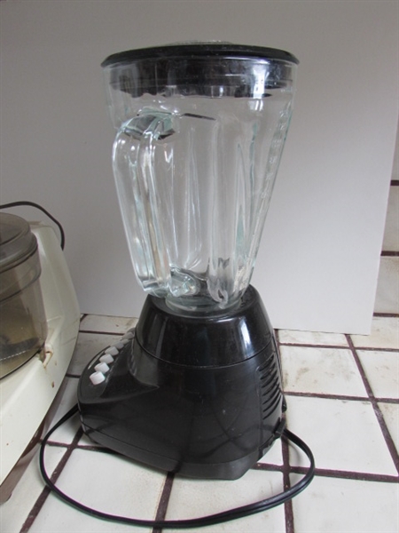 HAMILTON BEACH BLENDER AND GE FOOD PROCESSOR