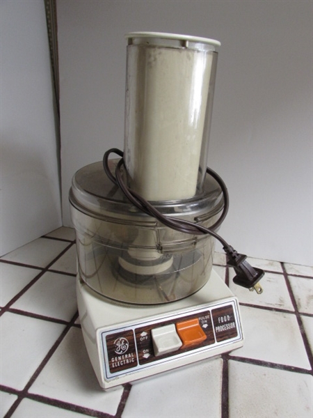 HAMILTON BEACH BLENDER AND GE FOOD PROCESSOR