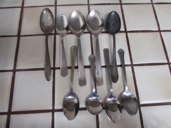 ASSORTED STAINLESS STEEL FLATWARE