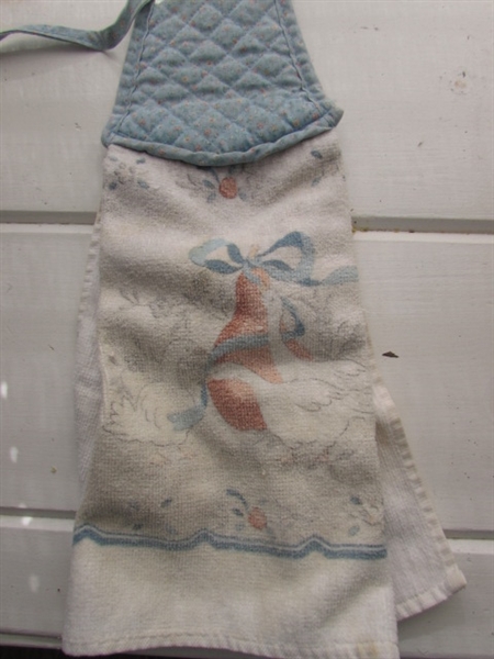 CERAMIC DUCKS, TOPPERS, NAPKIN RINGS AND MORE