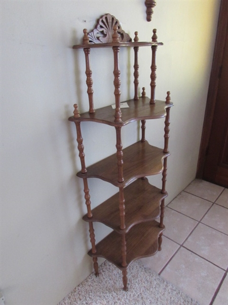 VINTAGE ETAGERE BOOKCASE & 2 SHELVES