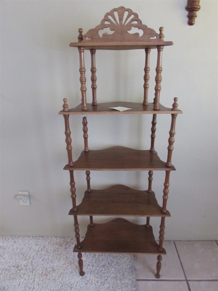 VINTAGE ETAGERE BOOKCASE & 2 SHELVES