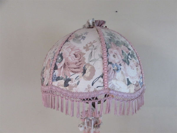 ANTIQUE VICTORIAN FLOOR LAMP
