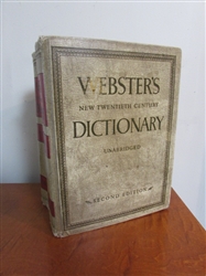 VINTAGE WEBSTERS DICTIONARY 1966