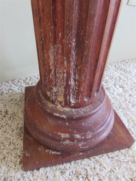 3 PLANT STAND WOOD TABLES IN VARIOUS SIZES