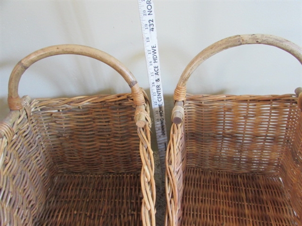 CLAY INDONESIA TAMARIND KROTOK, 2 RATTAN BASKETS AND WOOD VASE