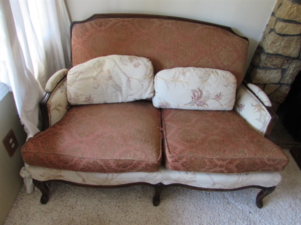 VINTAGE VICTORIAN LOVESEAT AND PILLOWS