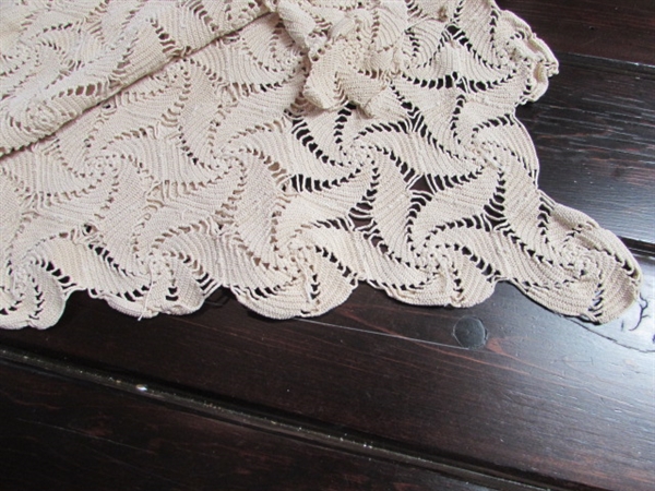 VINTAGE CROCHETED DOILIES AND TABLECLOTHS