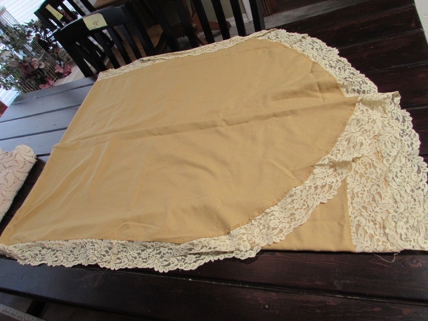 VINTAGE CROCHETED DOILIES AND TABLECLOTHS