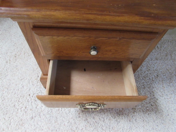 2 DRAWER NIGHT STAND