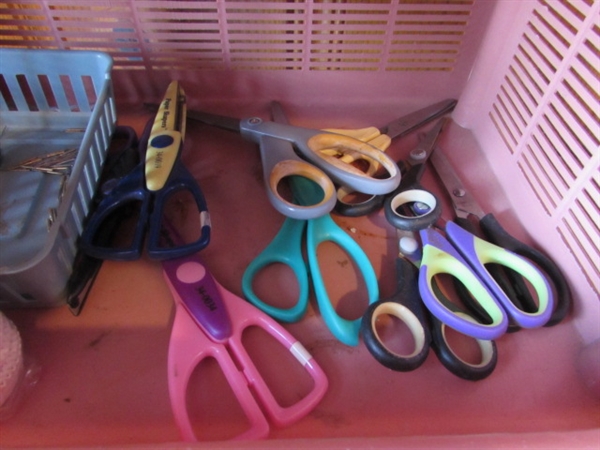 CRAFTS SUPPLIES