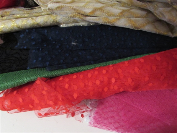 2 LARGE TUBS OF CRAFT LACE