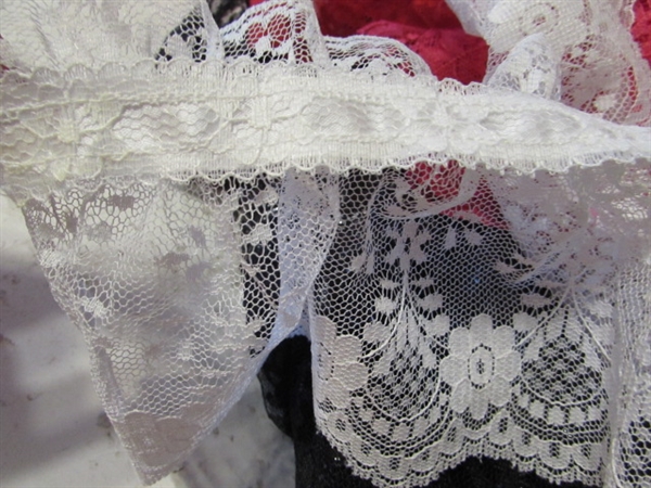 2 LARGE TUBS OF CRAFT LACE