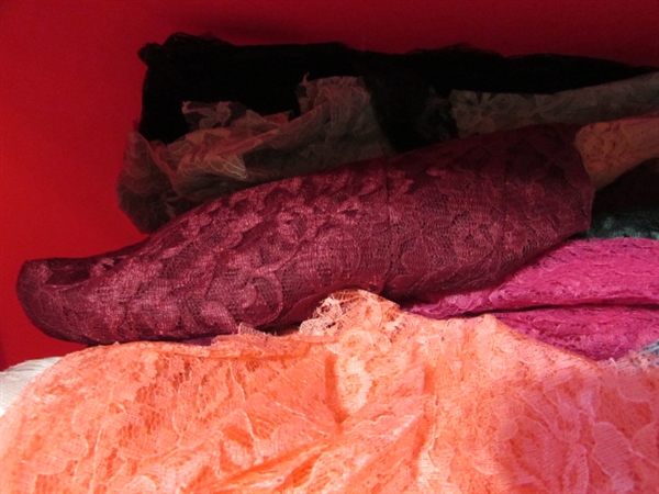 2 LARGE TUBS OF CRAFT LACE
