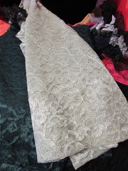 2 LARGE TUBS OF CRAFT LACE