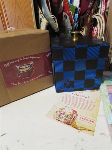 WRAPPING PAPER, RIBBON & GIFT BAGS