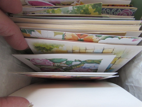 LARGE COLLECTION OF GREETING CARDS