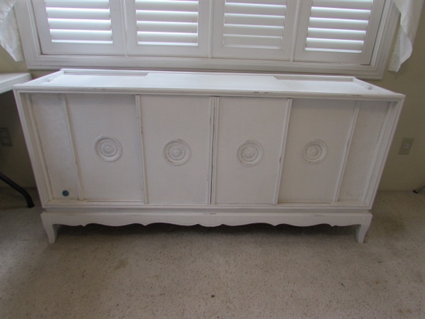 PAINTED WHITE CABINET