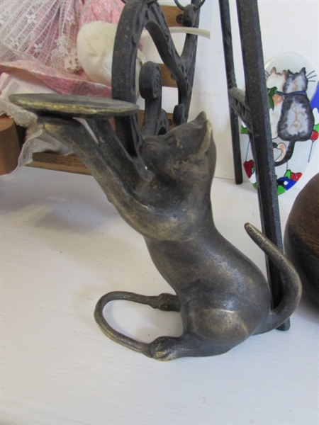 IRON DECORATIVE SWING, BOOKS & KITTY CATS