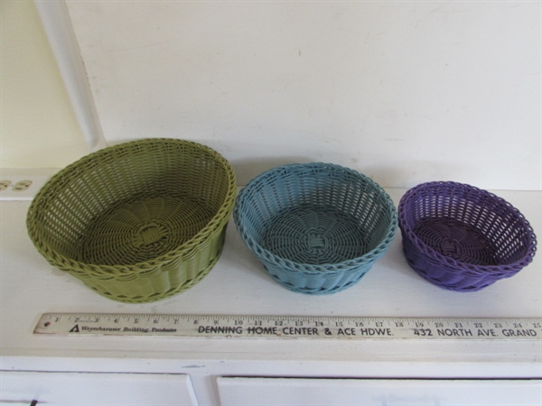 VARIETY OF BASKETS