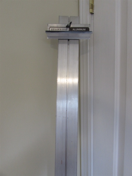 ALUMINUM ART EASEL, PALET AND ART