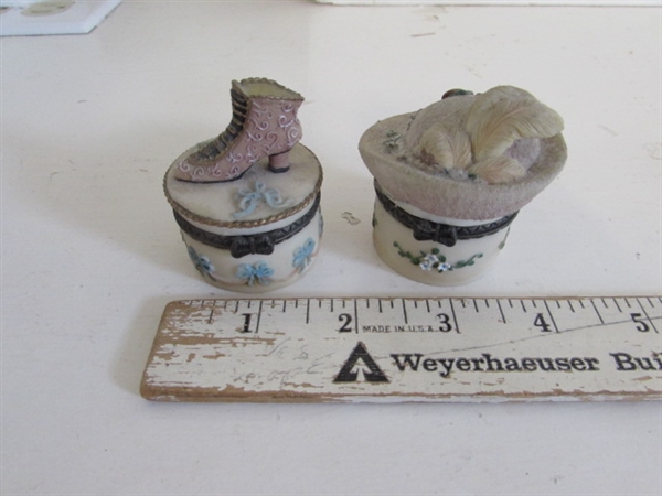 VICTORIAN PORCELAIN SHOES, RING HOLDER AND TRINKET BOXES