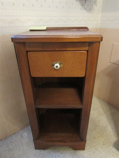 WOOD END TABLE AND BOXES