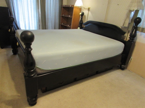 KING SIZE BED FRAME AND MATTRESS