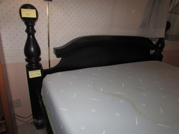 KING SIZE BED FRAME AND MATTRESS